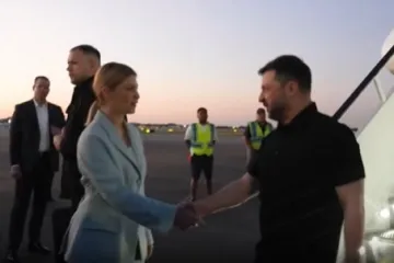 Svijet čeka odgovore: Putin i Trump pregovarali dok je Zelenski putovao prema Floridi