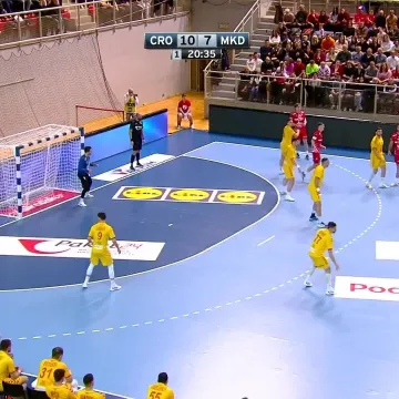 Sigurdsson pozvao prvi timeout: Evo &scaron;to je rekao svojim igračima