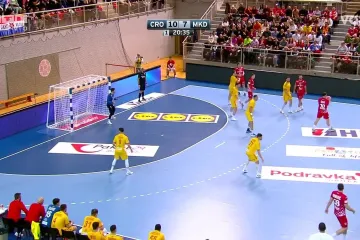 Sigurdsson pozvao prvi timeout: Evo &scaron;to je rekao svojim igračima