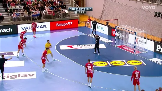 Potez prvog dijela: Slavić fenomenalnom dvostrukom obranom zapečatio Hrvatska vrata