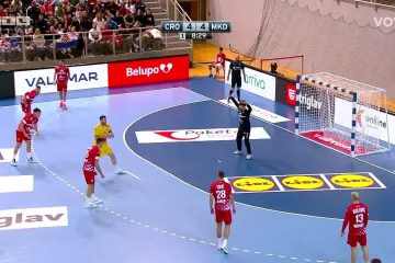 Potez prvog dijela: Slavić fenomenalnom dvostrukom obranom zapečatio Hrvatska vrata