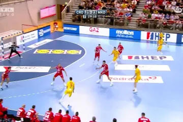 Dino Slavić sjajnom obranom broj 15. stavlja &scaron;lag na tortu odlične predstave