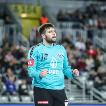 Njegova najveća podr&scaron;ka: Ovu ljepoticu ljubi na&scaron; junak s utakmice protiv Sjeverne Makedonije