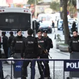 Sedam policajaca ranjeno: Je li incident povezan s uhićenjem 115 članova Islamske države?