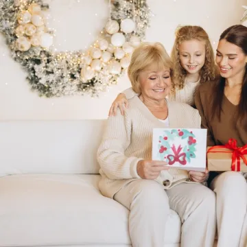 Dobra novogodi&scaron;nja čestitka ima posebnu moć: Pripremili smo popis 75 najljep&scaron;ih, upotrijebite ih