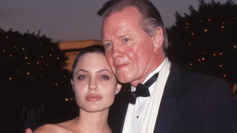 Od holivudskog buntovnika do javnog sramoćenja vlastite kćeri: Jon Voight danas slavi rođendan