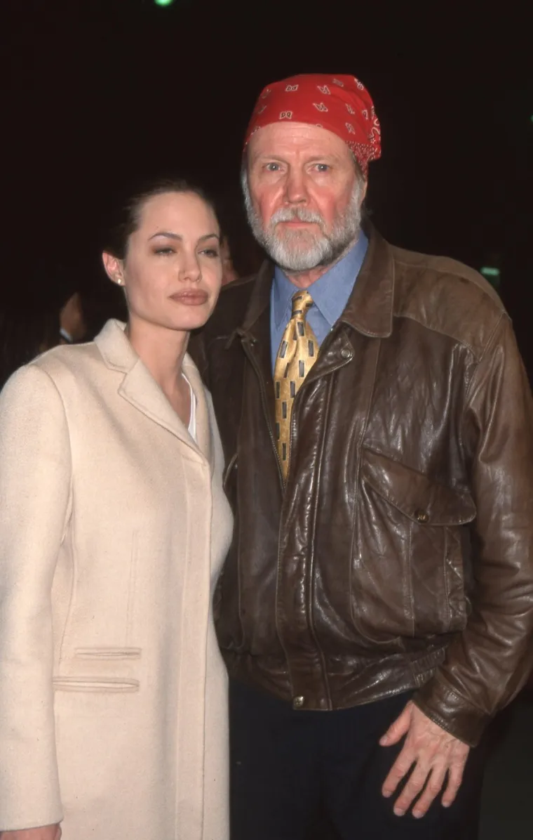 Od holivudskog buntovnika do javnog sramoćenja vlastite kćeri: Jon Voight danas slavi rođendan