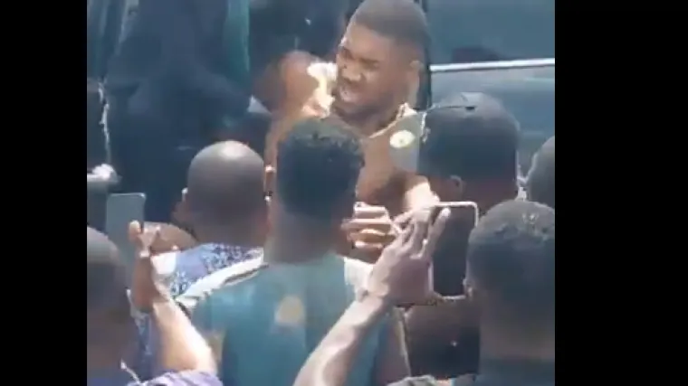 Horor u Nigeriji: Joshua ozlijeđen u prometnoj nesreći, poginule osobe iz njegova automobila