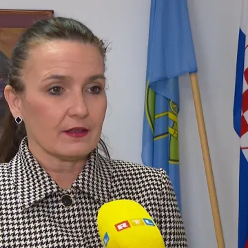 Načelnica ipak prona&scaron;la novac za božićnice: 'To su bile političke igrice većine'