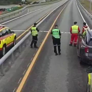 Mladi mu&scaron;karci su krivi za 82 posto fatalnih nesreća: Psihologinja otkrila pozadinu problema