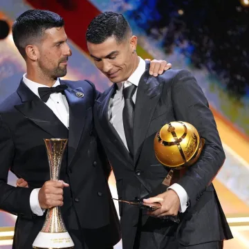 Gala večer u Dubaiju otkrila tko je obilježio godinu