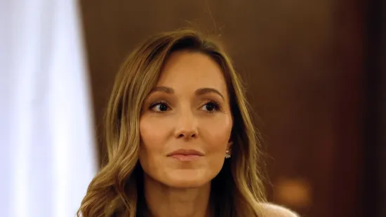 Detalj na ruci Jelene Đoković zapalio dru&scaron;tvene mreže: 'Nije seljanka da stavlja one užase'