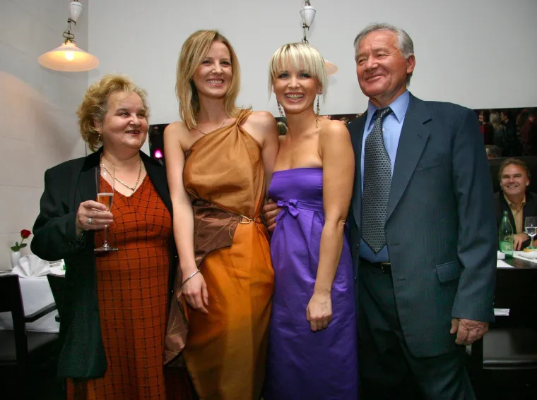 Danijela Martinović raznježila fotografijom s mamom i tatom: 'Neizmjerno zahvalna'