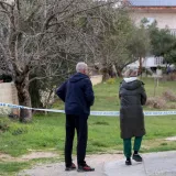 Policija objavila detalje tragedije u Suko&scaron;anu: 'Nasilno je otvorio ormar s oružjem...'