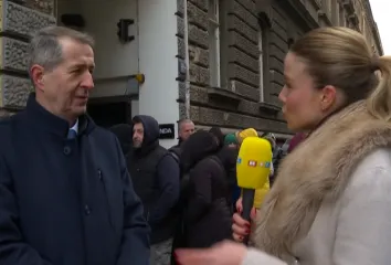 Ogromni redovi ispred Hrvatske narodne banke: Donosimo detalje