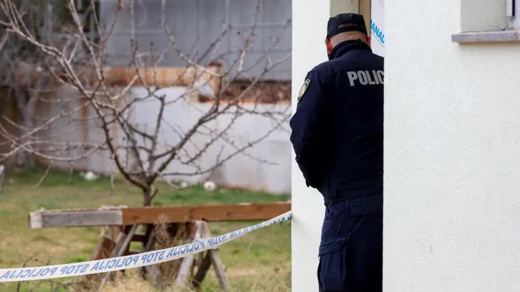 Tragedija u Suko&scaron;anu: Otac lovačkom pu&scaron;kom ubio sina, a onda presudio i sebi