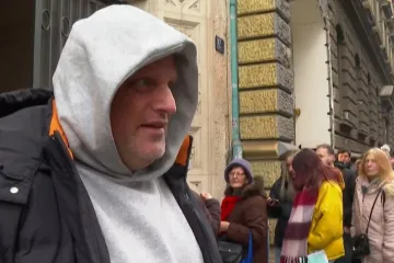 Čovjek s koferom privukao pažnju u Zagrebu, potegnuo je iz Australije: 'Zbog ovog sam do&scaron;ao'