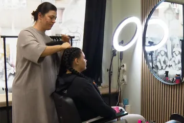 U salonima pred Novu &scaron;tancaju frizure kao na traci: 'Nema vi&scaron;e termina, tko se uredio, uredio se'