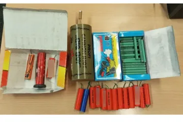 Policija u lovu na maloljetnike: U jednoj večeri oduzeto vi&scaron;e od 200 petardi, i roditelji će odgovarati