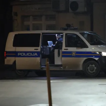 Napali Nepalce u Puli pa krenuli u obračun s taksistima: Policija privela nasilnike