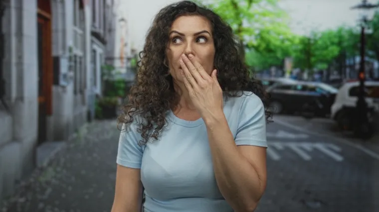 Tvrdi da je zbog kontracepcije izgubila vi&scaron;e od polovice zuba: 'Bojim se smijati se'