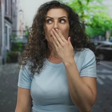 Tvrdi da je zbog kontracepcije izgubila vi&scaron;e od polovice zuba: 'Bojim se smijati se'