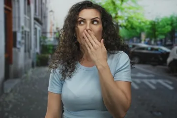 Tvrdi da je zbog kontracepcije izgubila vi&scaron;e od polovice zuba: 'Bojim se smijati se'