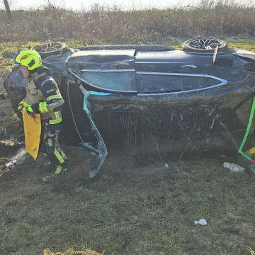 Drama na autocesti: Osoba ostala priklije&scaron;tena, vatrogasci rezali &scaron;ajbu da bi ju spasili