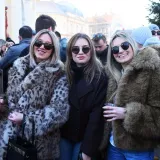 Karlovčanke ukrale show na dnevnom dočeku: Grad prepun ljepotica u top izdanjima