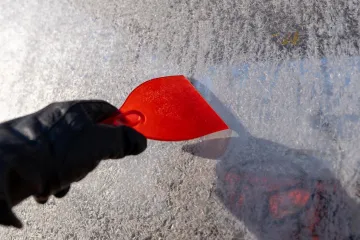 Sunčano, ali minusi i dalje stežu: Ipak, kotrlja nam se obrat vremena - evo kad!