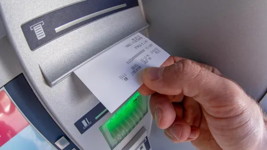 Od sutra redovi u bankama: Na snagu je stupila promjena koja će mnoge razveseliti