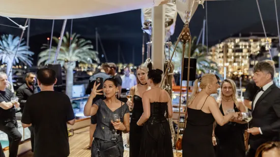 Top 5 Game Changer trenutaka u 2025.: Od networkinga na jahti do govornika koji nije čovjek