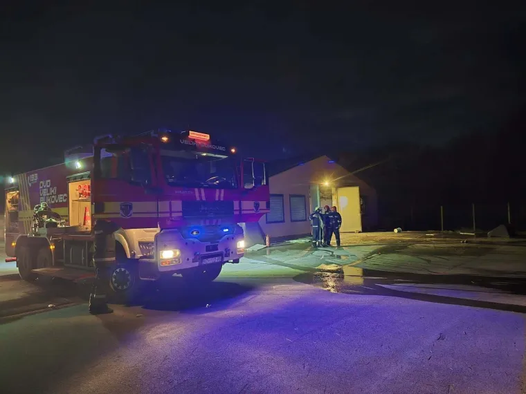 Alarm zazvonio u 00.16! Vatrogasci napustili fe&scaron;tu i spasili stvar: 'Opasnost je bila velika'