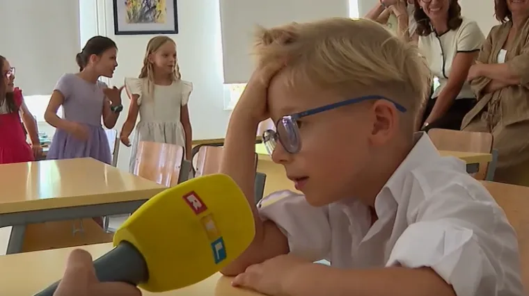 'Meni se ide kući, samo hoću spavati': Maleni David iz viralnog videa otkrio je li se konačno naspavao