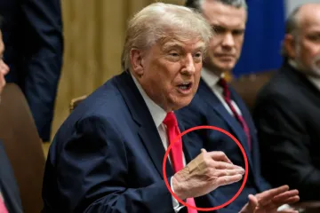 Trump progovorio o modricama na ruci: 'Svaki dan pijem ovaj lijek, i to u većoj dozi'