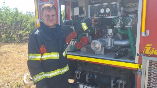 U prometnoj nesreći kod Drni&scaron;a preminuo omiljeni vatrogasac: 'Zbogom, kapetane...'