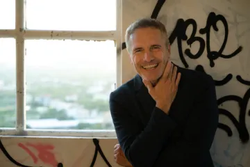 Od Ante Vukasa do osunčanog Alana Blaževića: Glumac u potpuno drukčijem izdanju