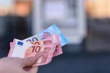 Jučer su uveli euro, trgovci se već žale, a jedna stvar posebno brine građane