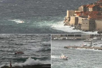 Dramatična akcija traganja u Dubrovniku: Mu&scaron;karca povukli valovi dok se slikao na stijenama