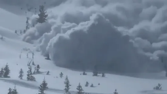 Horor u Alpama: Lavine odnijele najmanje dva života! Ima i ozlijeđenih