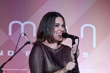 Rijetko ih viđamo: Natalie Dizdar raznježila pratitelje fotografijama kćerkice i zaručnika