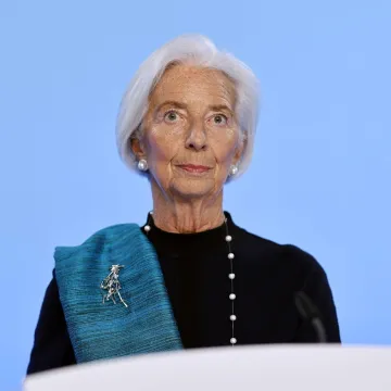 Nije za one slabog srca: &Scaron;efica ECB-a zarađuje 466 tisuća eura godi&scaron;nje. A sad pazite koliko ubare na naknadama