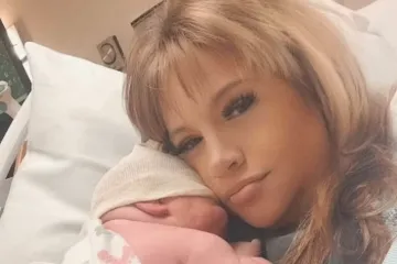 Fenomen u Americi: Djevojka rodila 'divovsku' bebu, liječnici i sestre nisu skrivale &scaron;ok