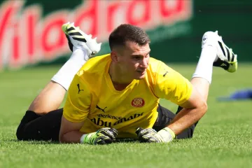 Bliži li se povratak u Dinamo? Girona: 'Livaković nije u klubu, rješava svoju budućnost'