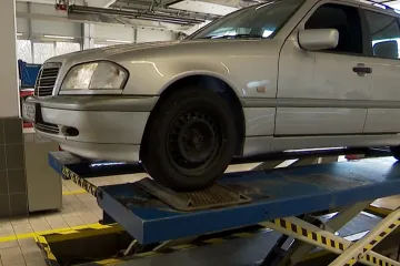 Stižu drastična poskupljenja: Poseban udar na vozače. Osim tehničkog, rastu i kazne