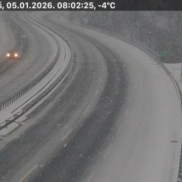 Snijeg zameo autoceste: Dio A1 zatvoren zbog nesreće, poslano upozorenje vozačima