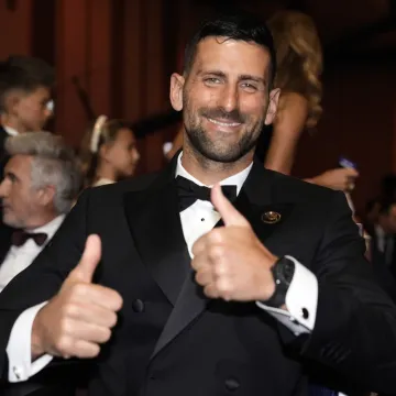 Đoković iznenada napustio ono &scaron;to je sam započeo