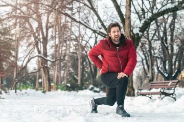 Kirurzi upozoravaju: Ovaj udobni zimski odjevni predmet može uzrokovati bolove u leđima