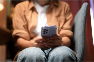 Provodila je osam sati na dan na mobitelu, a onda je otkrila trik koji joj je promijenio život