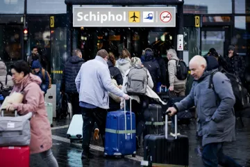 Kaos na sjeveru Europe! Letovi otkazani, vlakovi i busevi ne voze